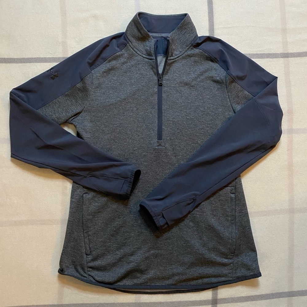 UA Women's Graphite Gray Hybrid Quarter Zip Pullover. Size Medium